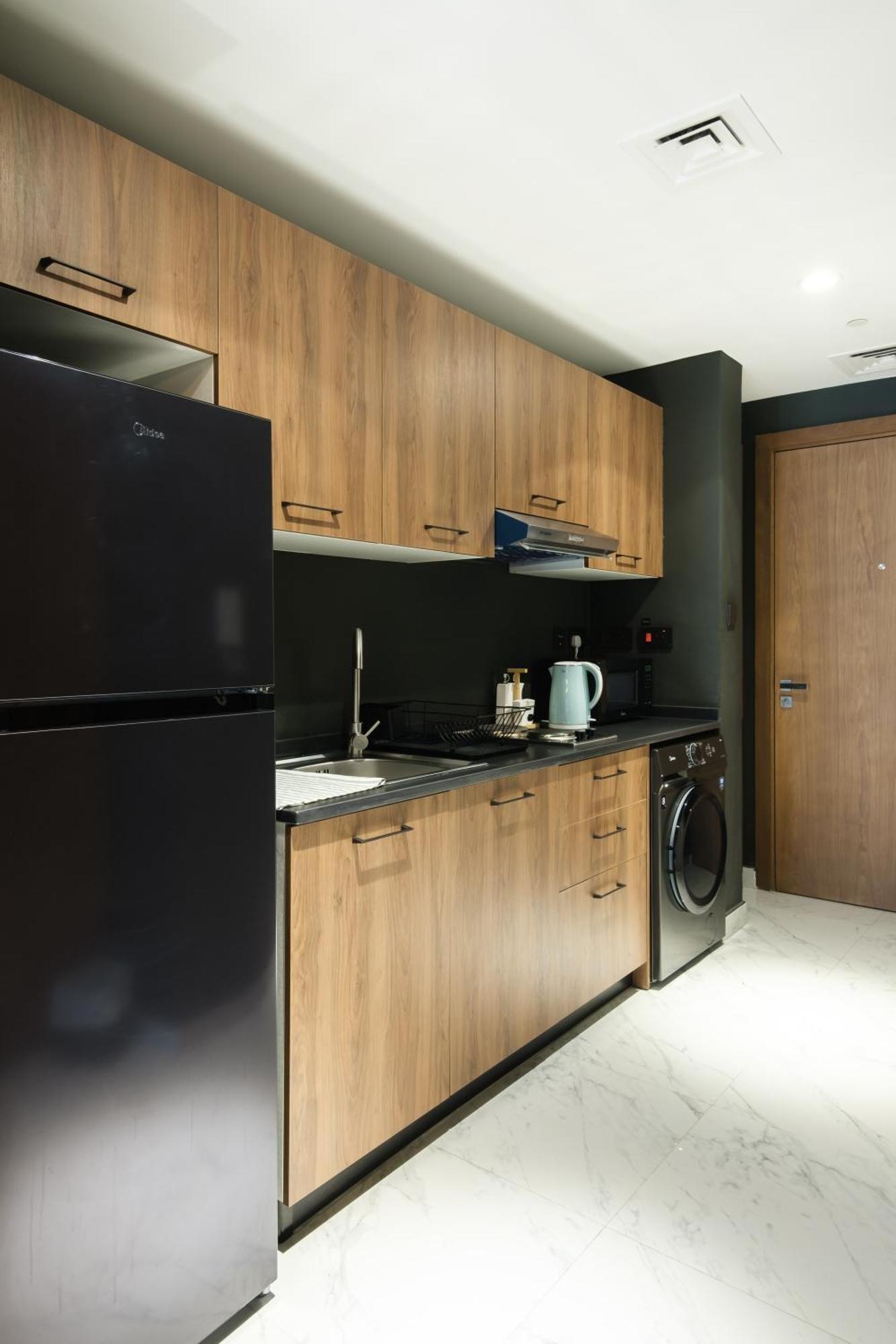 Industrial Chic Retreat Apartamento Al Qurayyah Exterior foto